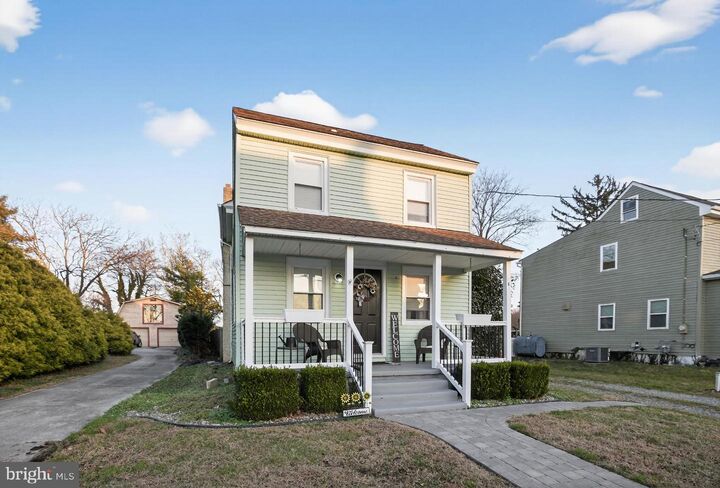 Property Photo:  8 Lake Street  NJ 08062 