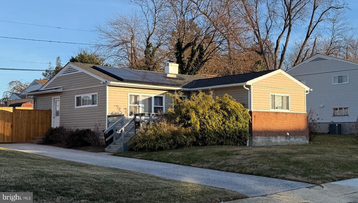 Property Photo:  900 Southridge Road  MD 21228 