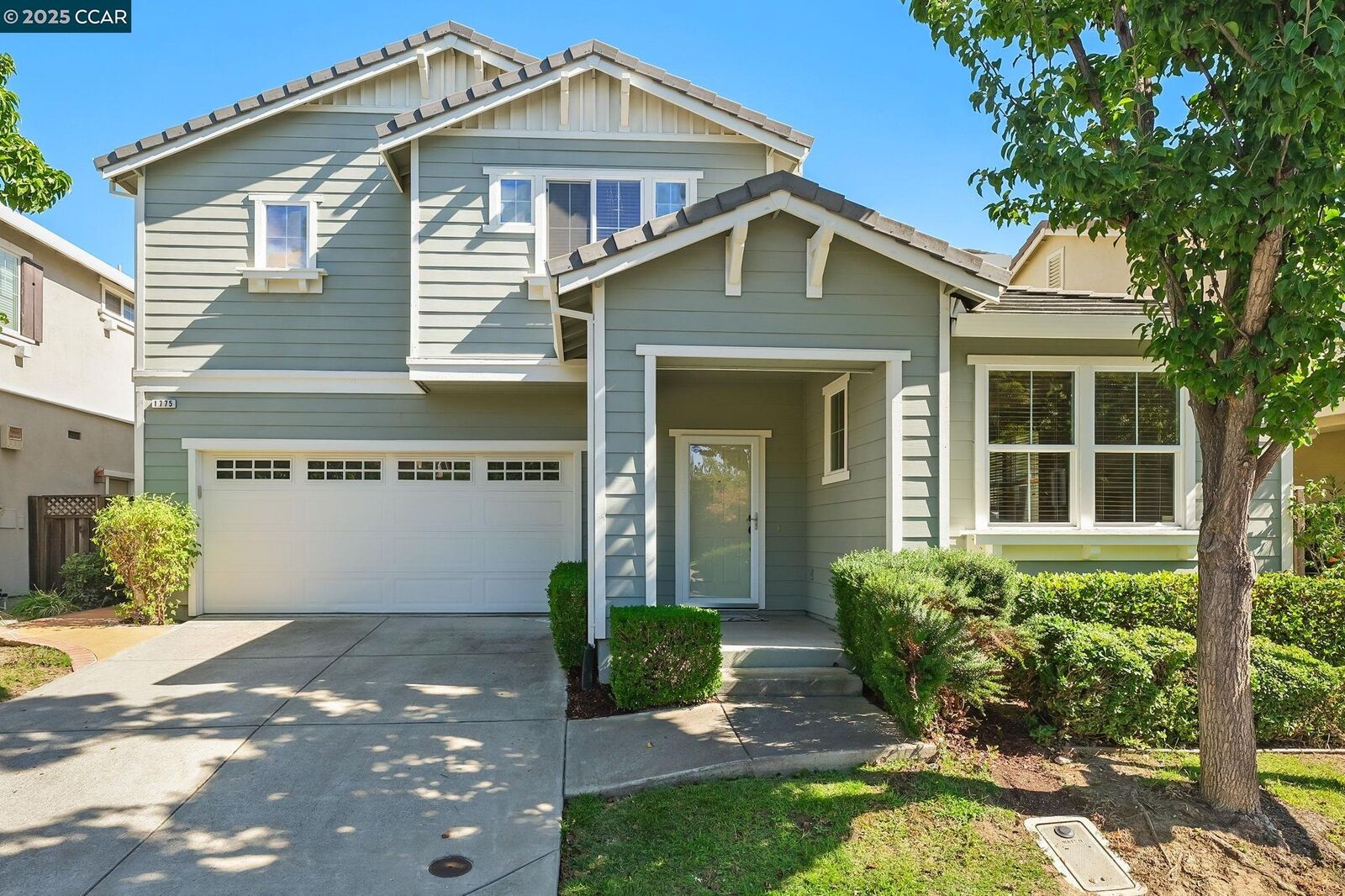 Property Photo:  1775 Rose Gate Cmn  CA 94551 