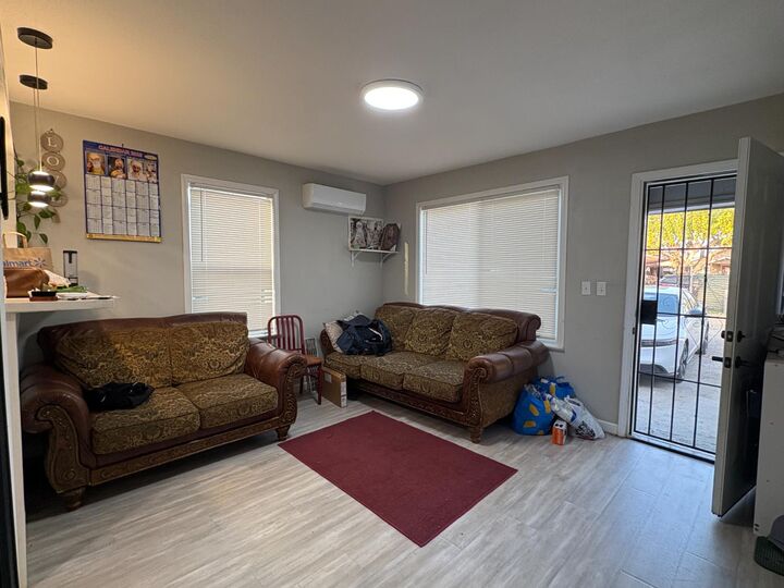 Property Photo:  5203 W Mission Avenue  CA 93722 