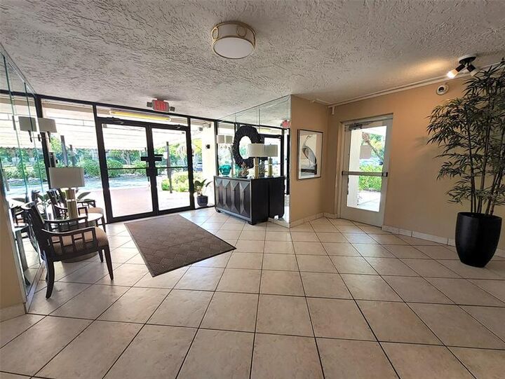 Property Photo:  3151 S Palm Aire Dr 107  FL 33069 