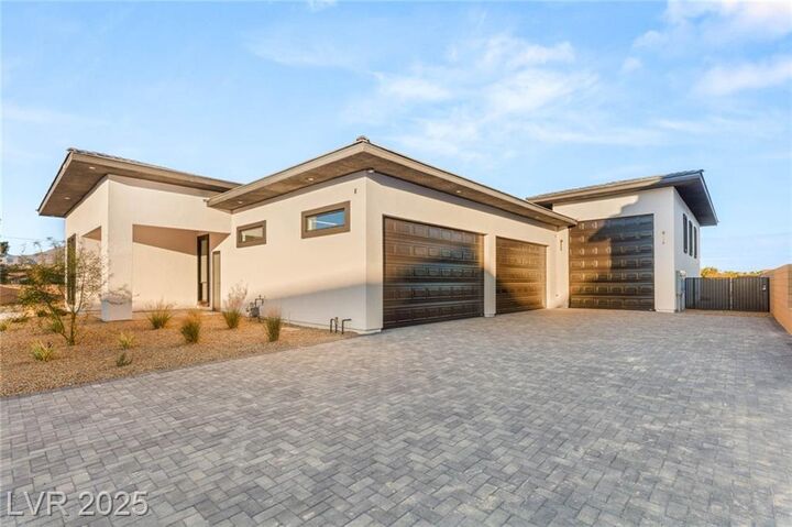 Property Photo: 5855 St Ebbes Court NV 89131