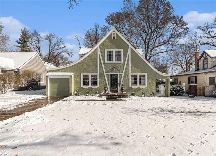 5925 Alhambra Street  Fairway KS 66205 photo