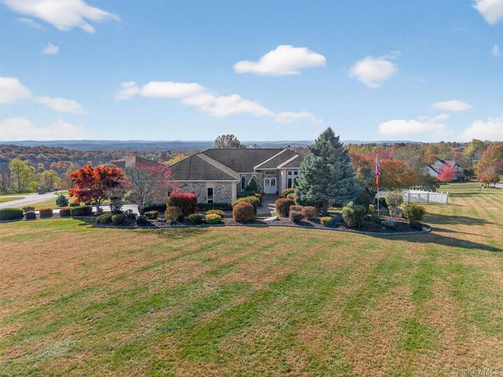 30 Heather Court  Middletown NY 10941 photo