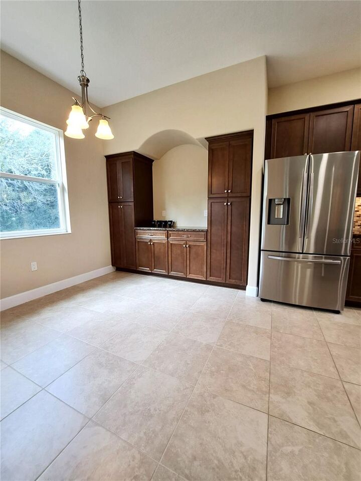 Property Photo: 6 Parkview Circle FL 32137