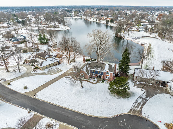 Property Photo: 15222 Shoreway East Court IN 46032