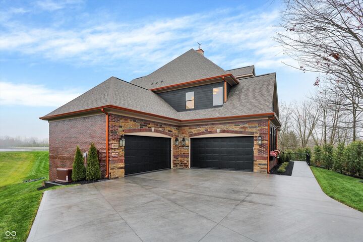 Property Photo: 11683 Cold Creek Court IN 46077