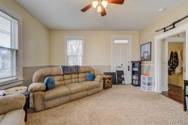 Property Photo:  909 Madison Street  MO 63301 