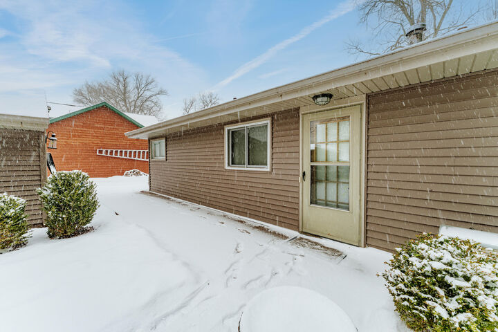 Property Photo:  6770 Lee Harbor Ln  WI 54902 