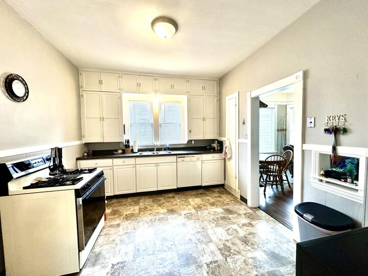 Property Photo: 913 69th St WI 53143