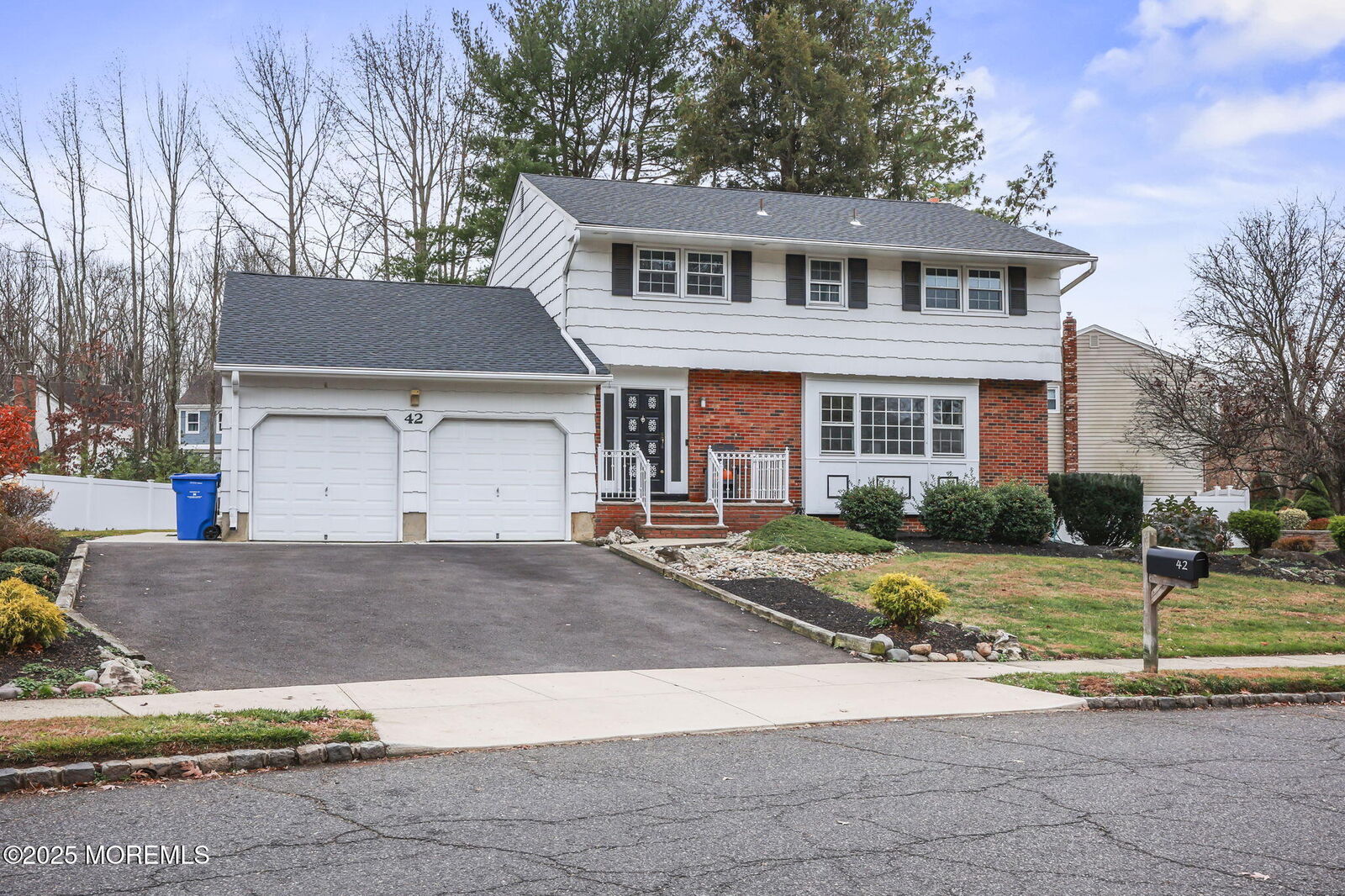 Property Photo:  42 Norman Lane  NJ 08857 