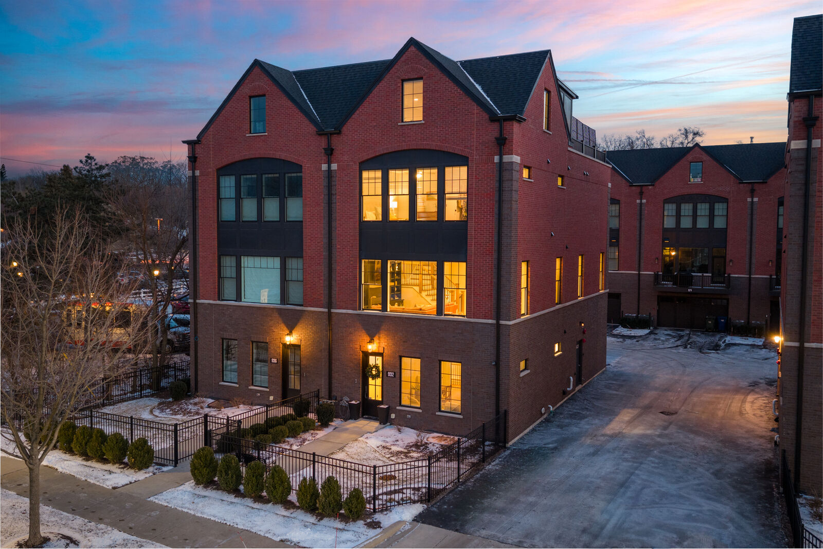 Property Photo:  932 E Chicago Avenue  IL 60540 