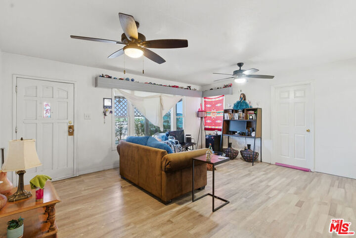 Property Photo:  1700 Airport Drive  CA 93308 