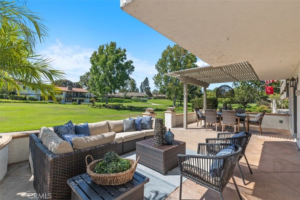 Property Photo: 525 Vista Flora CA 92660