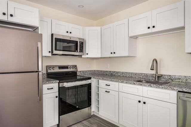 Property Photo:  725 Central Avenue Ll03  NH 03820 