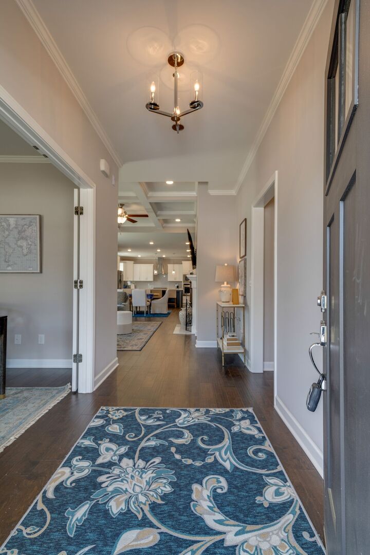 Property Photo: 6185 Parkhaven Blvd TN 37076