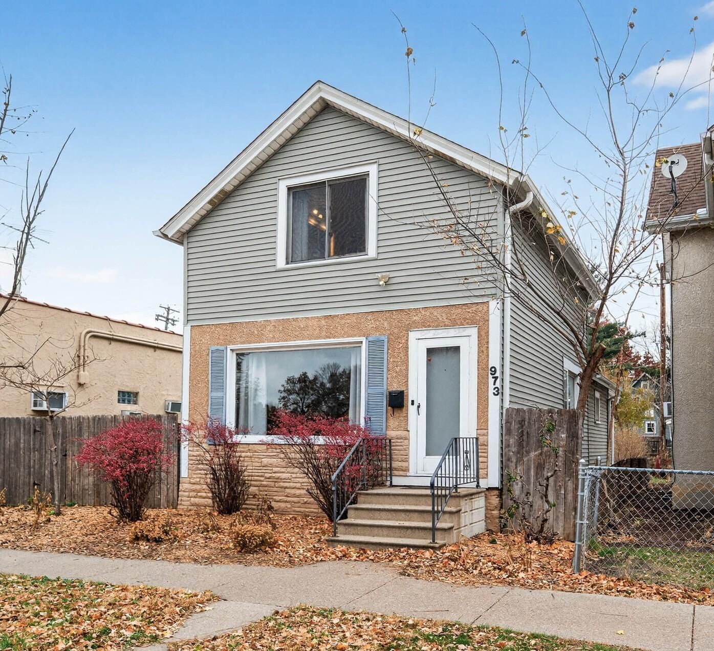 Property Photo: 973 Randolph Avenue MN 55102
