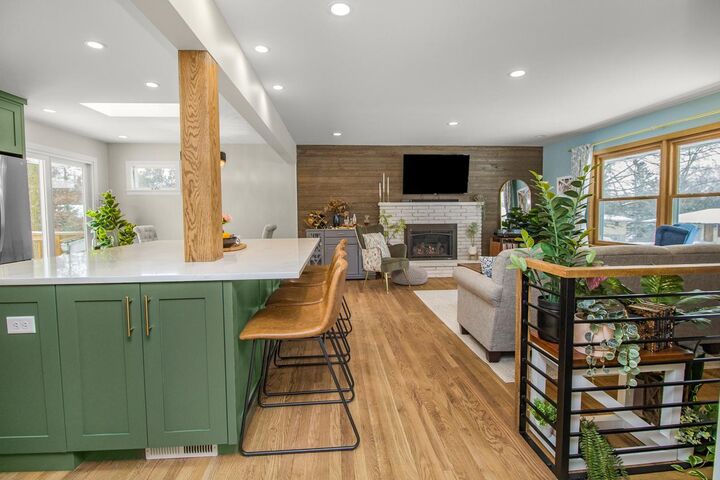 Property Photo:  452 Terrace Drive  MN 55113 