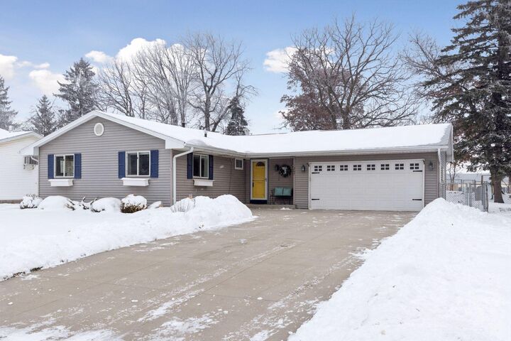 Property Photo:  1297 Pinewood Drive  MN 55125 