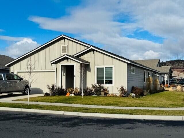 Property Photo:  1055 NW Varnish Lane  OR 97756 