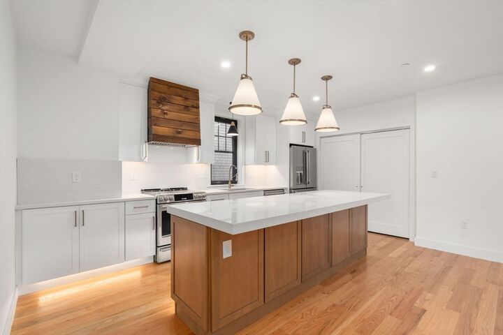 Property Photo:  9 Sydney 202  MA 02125 