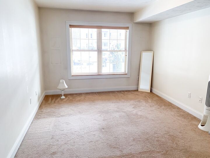 Property Photo:  25 Green Leaves Dr 508  MA 01002 