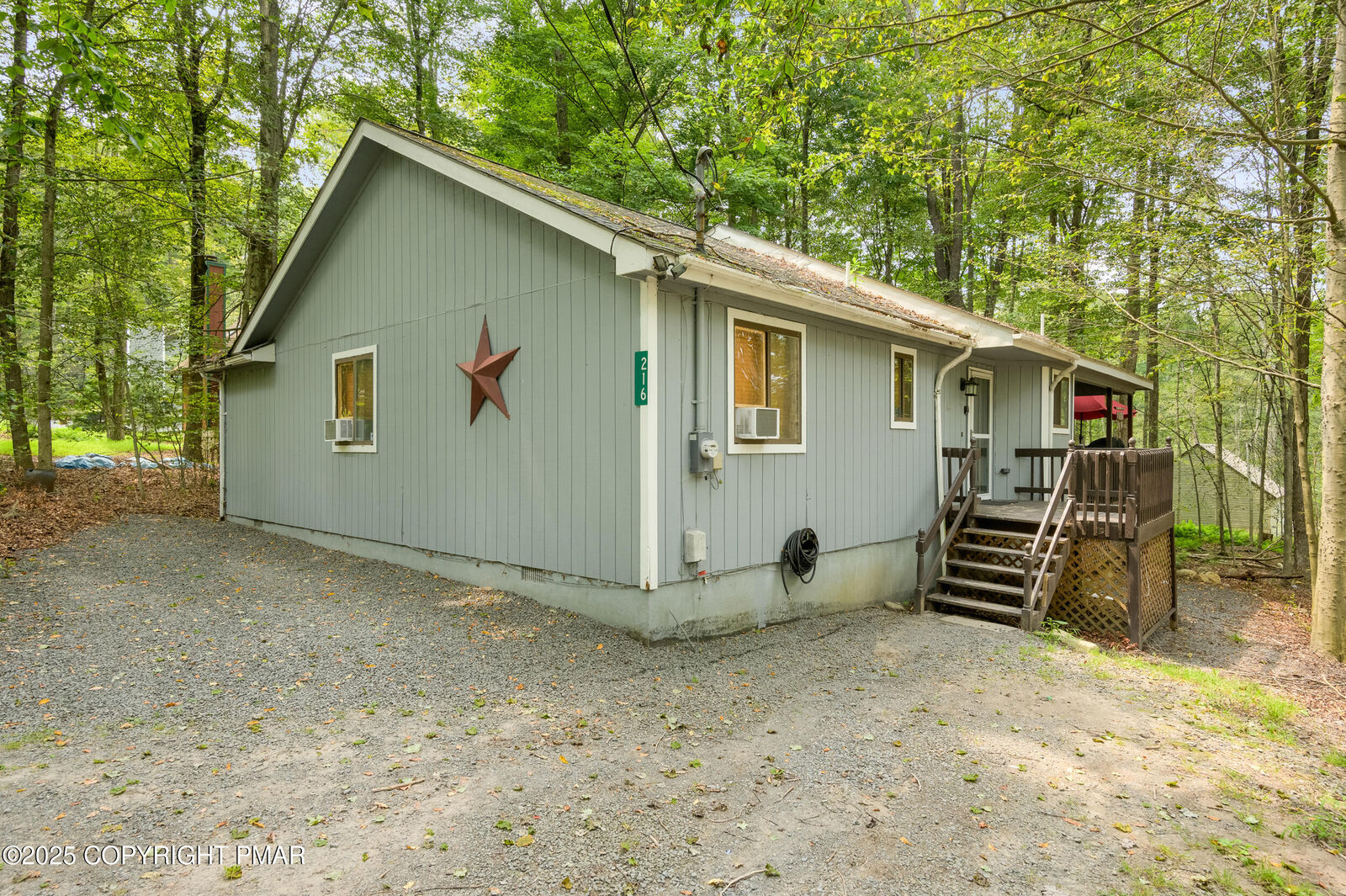 Property Photo:  216 Muskwink Drive  PA 18347 