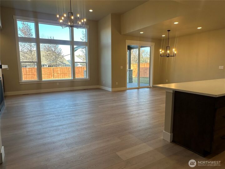 Property Photo:  2515 N Dandelion Lane  WA 98926 