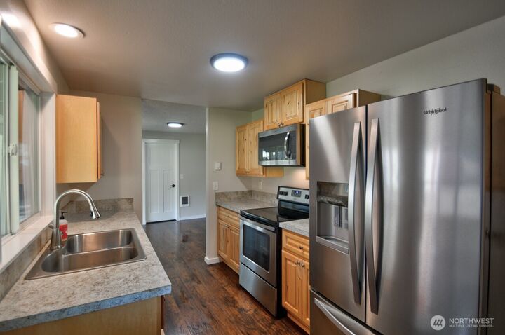 Property Photo: 19140 Rosemary Street SW WA 98579