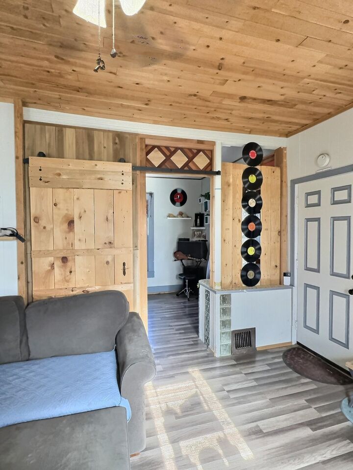 Property Photo:  1919 N Payne  KS 67203 