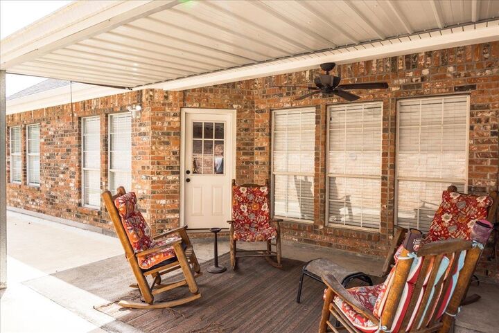 Property Photo:  2034 31st  TX 77630 