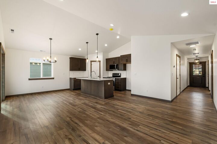 Property Photo: 2302 Maverick Ct ID 83864