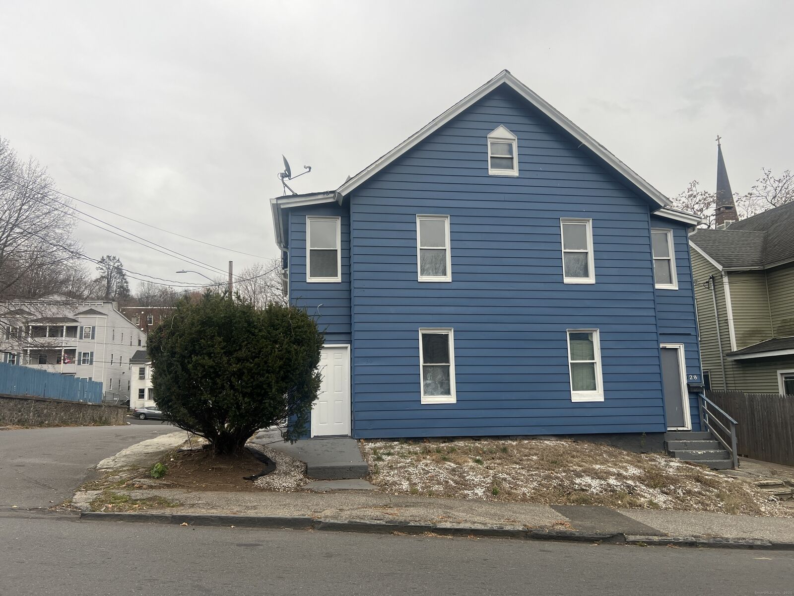 Property Photo:  28 Wall Street 1  CT 06705 