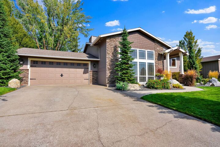 Property Photo:  14207 E Cataldo Ave  WA 99216 