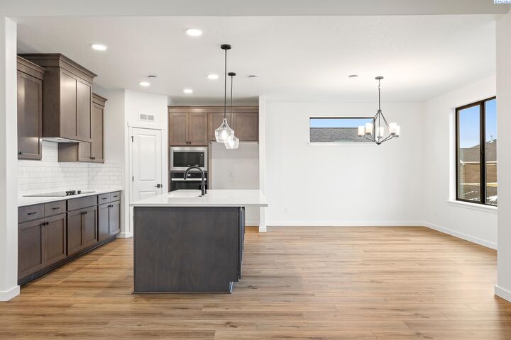 Property Photo:  3791 Morningside Parkway  WA 99352 