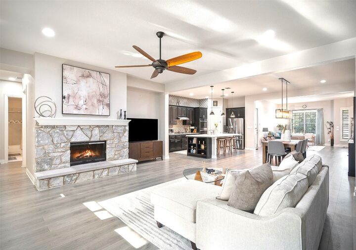 Property Photo: 225 Escarpment Way TX 78613