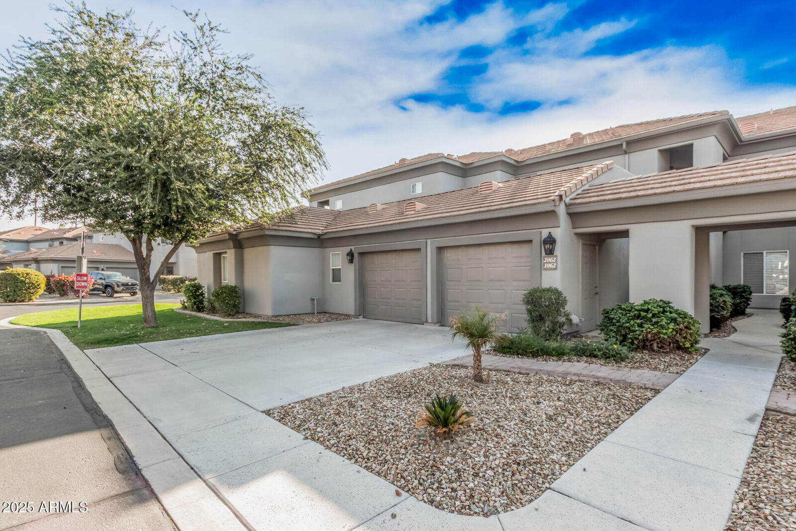 Property Photo:  7401 W Arrowhead Clubhouse Drive 2062  AZ 85308 