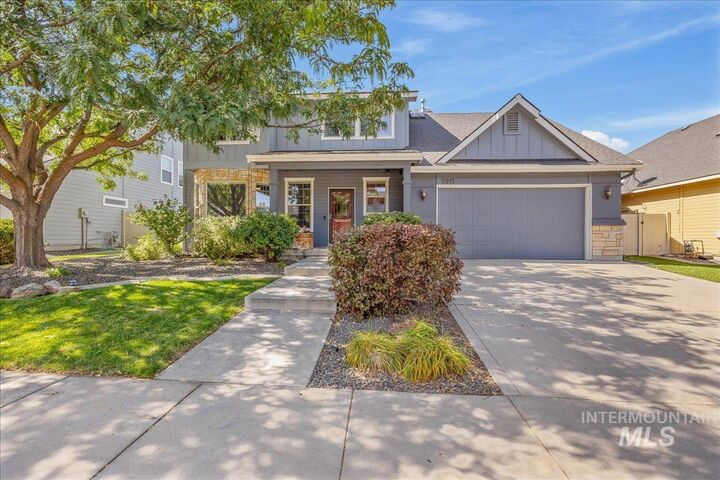 Property Photo:  2915 S Nephrite Way  ID 83642-3165 