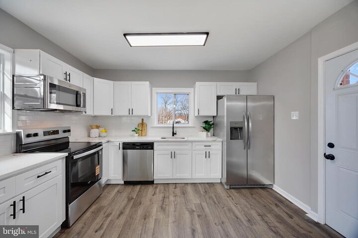 Property Photo: 308 Maryland Avenue NE MD 21060