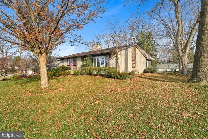 Property Photo: 2295 Albern Boulevard PA 17601