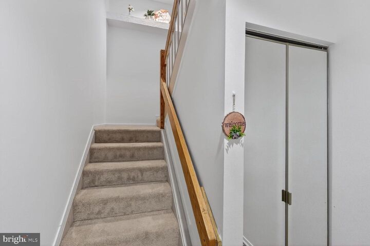 Property Photo:  7505 Weather Worn Way E  MD 21046 