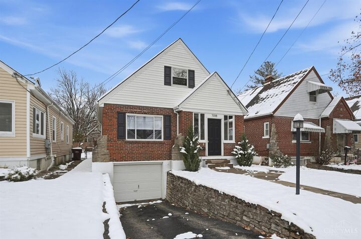 Property Photo:  7018 Bramble Avenue  OH 45227 