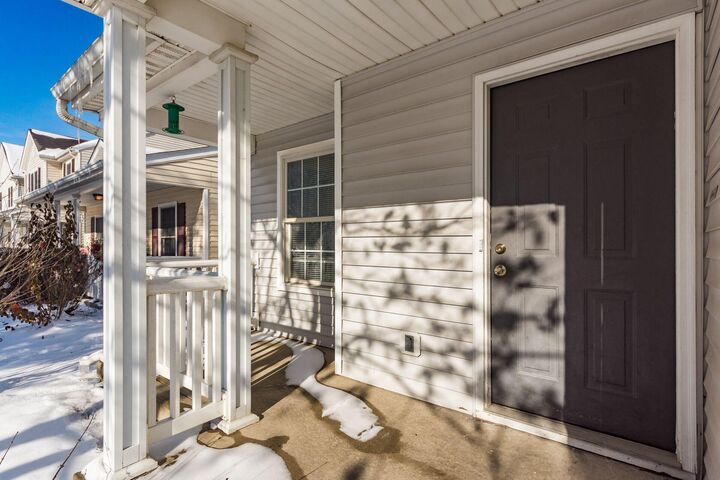 Property Photo:  2718 Proclamation Way  OH 43207 