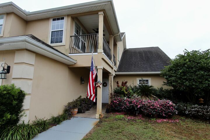 Property Photo: 4196 Mossy Cove Court FL 32578