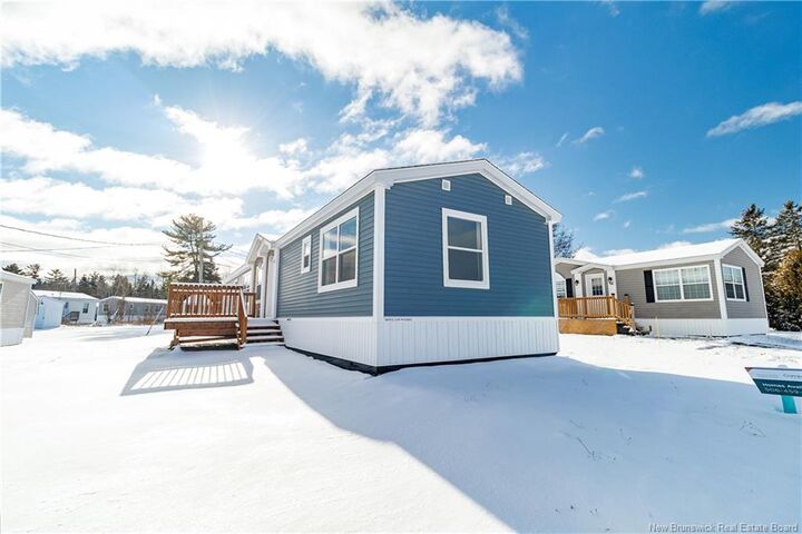 Photo de la propriété: 44 Tamarack Drive NB E3B 6V1