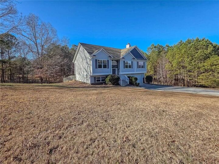 Property Photo: 123 Willow Springs Drive GA 30132