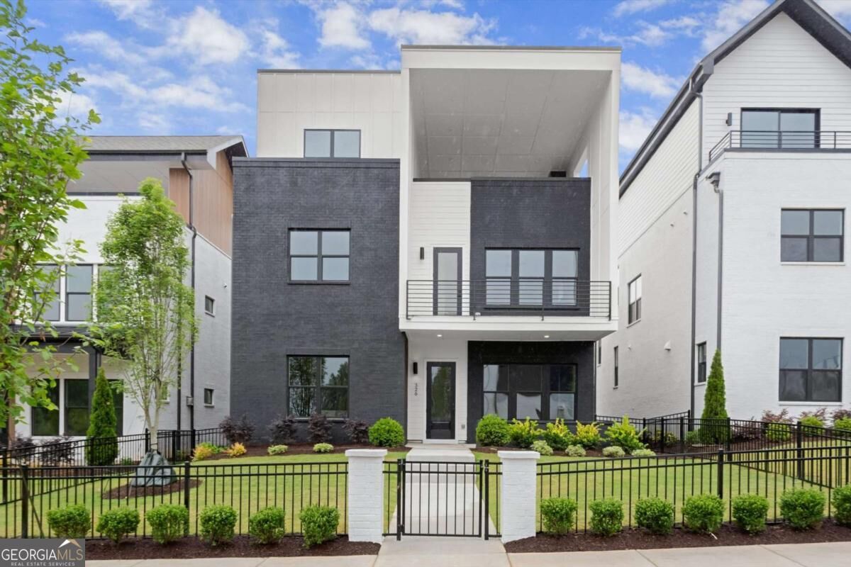 Property Photo:  326 Treble Way  GA 30009 