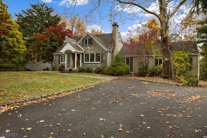 Property Photo:  980 Raritan Rd  NJ 07076 