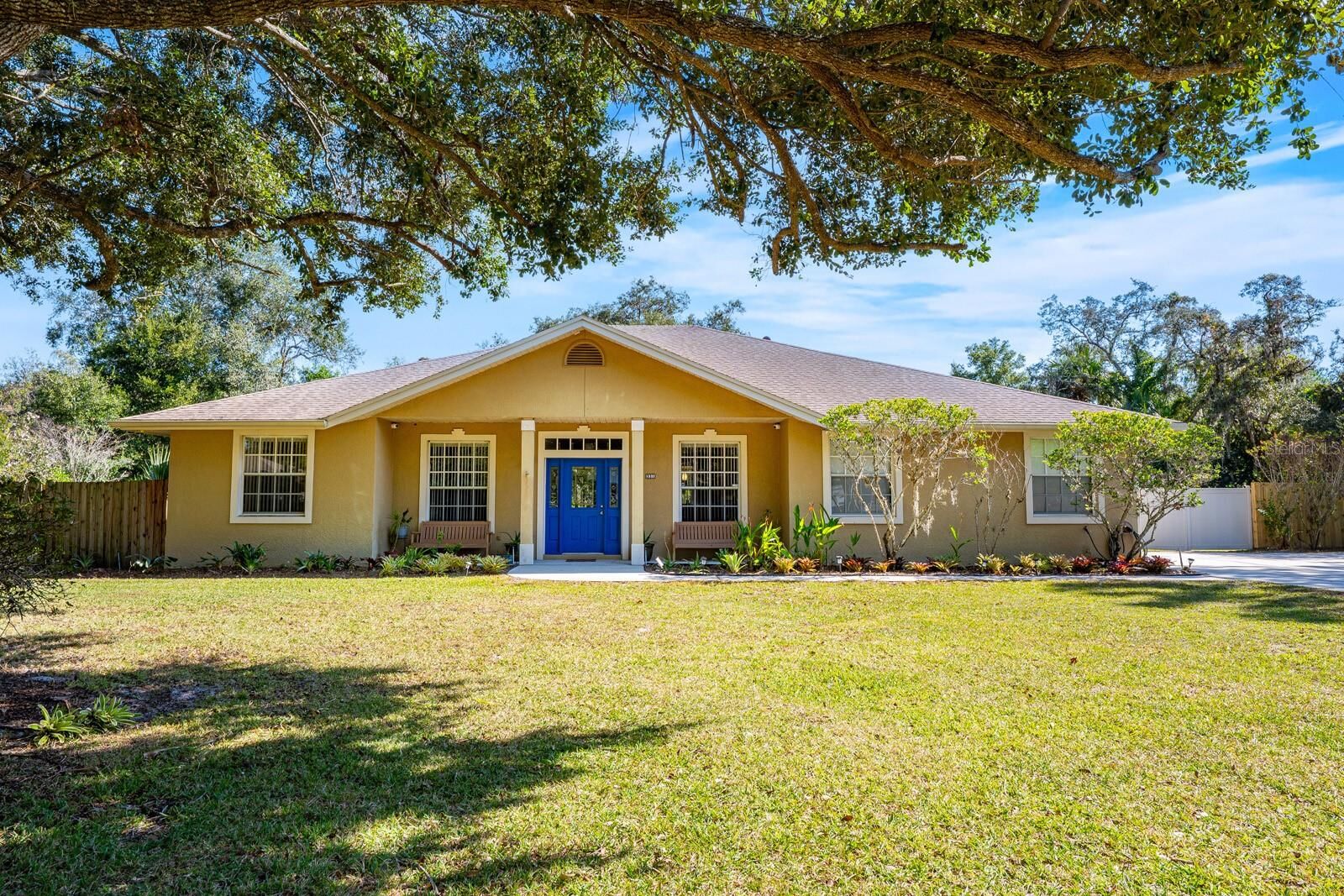 Property Photo:  331 Lake Lenelle Drive  FL 32766 