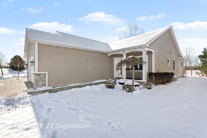Property Photo: 114 Tuscany Circle MI 48603